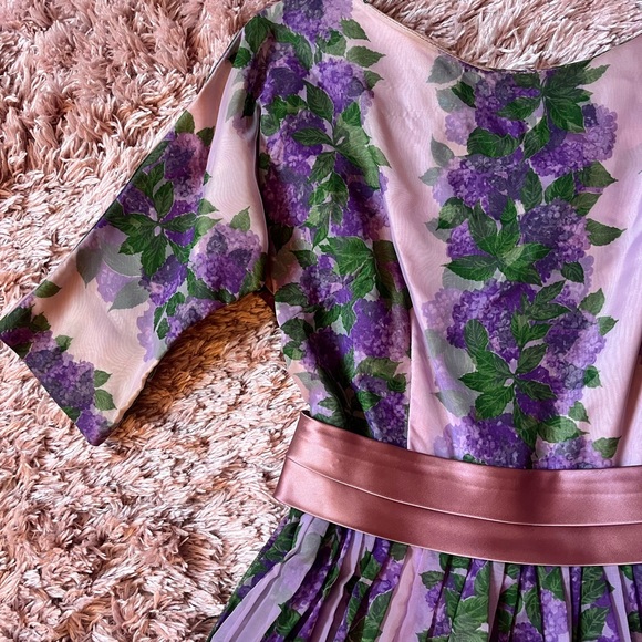 Vintage 1950’s Purple Floral Party Dress Size Medium - Picture 2 of 6